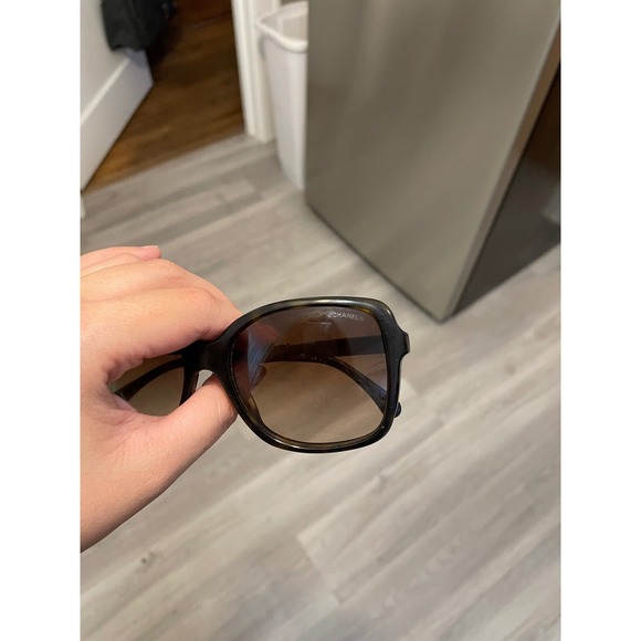 Chanel 5308-B Tortoise Crystal CC Logo Square Sunglasses Brown Gradient Italy main image 6